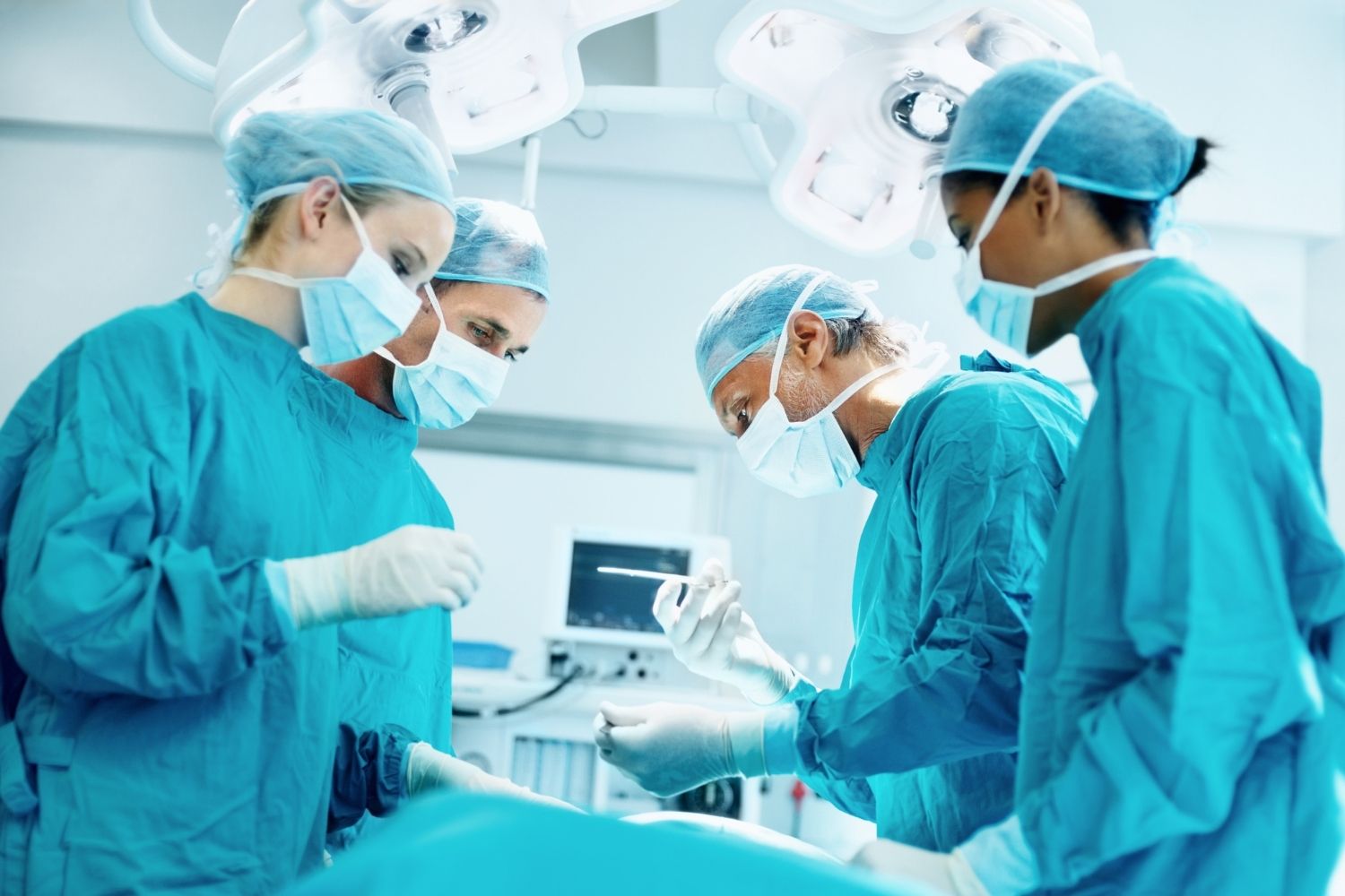 Especialistas en Cirugía de Fracturas Clínica GSTAR